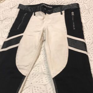 Express jeans. White and Black